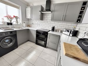 Kitchen- click for photo gallery